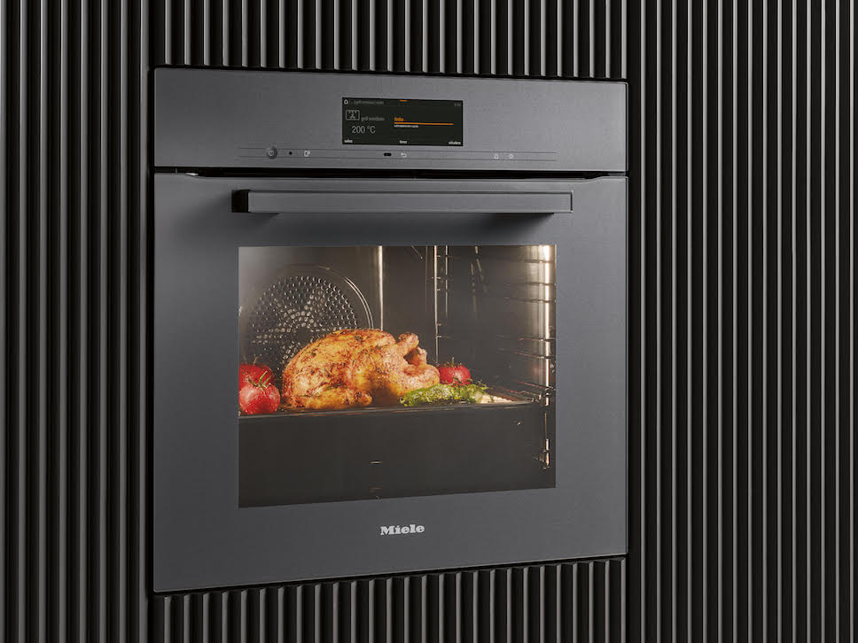 Syge person gaffel Deqenereret Miele | The World's First Pyrolytic Oven with Built-in Camera